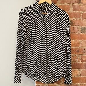 Zara Black & White Twin Peaks Zig Zag shirt